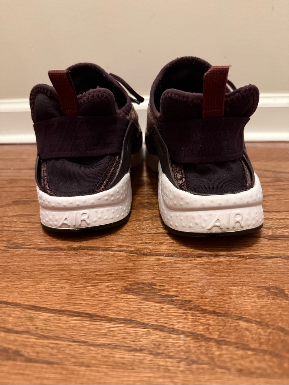 ✨ Nike Air Huarache Run Ultra - Port Wine Color - Picture 4 of 4